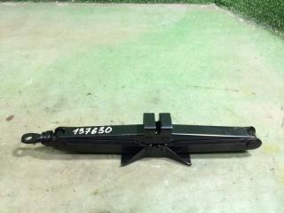 Домкрат Toyota Passo 2013