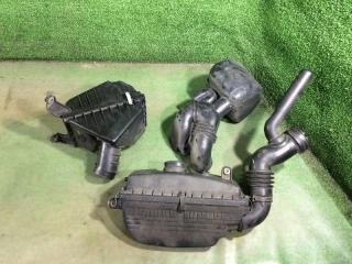 Корпус воздушного фильтра Subaru Impreza 2005