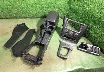 Консоль между сидений Subaru Impreza 2005