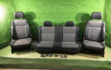 Сиденья комплект Subaru Impreza 2002
