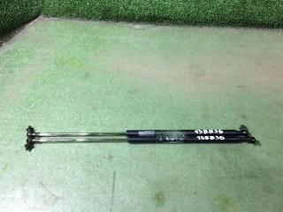 Амортизатор двери багажника Subaru Impreza 2002 контрактная Амортизатор двери багажника Subaru Impreza 2002