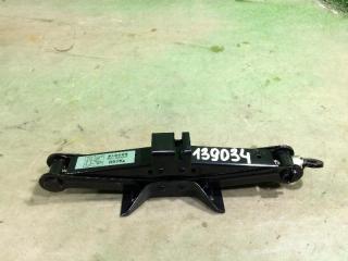 Домкрат Subaru Impreza 2006