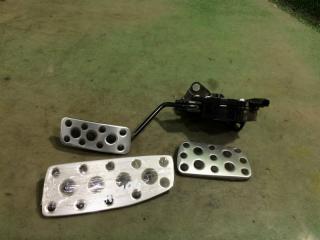 Накладка на педаль SUBARU Impreza 2011 контрактная Накладка на педаль SUBARU Impreza 2011