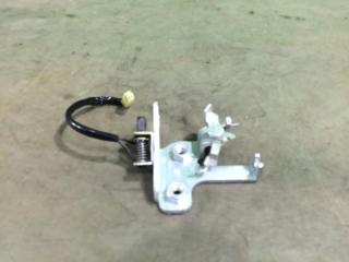 Замок крышки багажника Subaru Impreza 2007