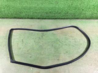 Уплотнительная резинка боковой двери задняя левая Fit Shuttle 2011 GG7 L15A