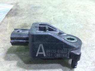 Датчик airbag Toyota Passo 2014