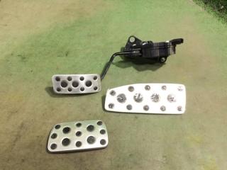 Накладка на педаль Subaru Impreza 2011 контрактная Накладка на педаль Subaru Impreza 2011