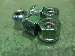 Гайка колесная Honda