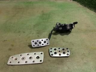 Накладка на педаль Subaru Impreza XV 2010 контрактная Накладка на педаль Subaru Impreza XV 2010