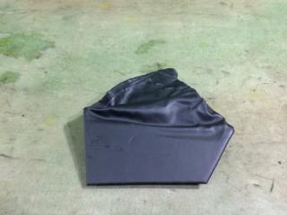 Кожух рычага стояночного тормоза Subaru Impreza XV 2010