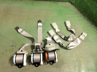 Ремень безопасности задний Toyota Passo 2014