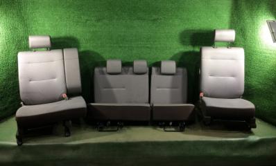 Сиденья комплект Toyota Passo 2014