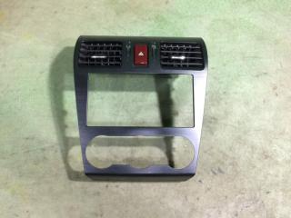 Консоль магнитофона Subaru Impreza 09.2013 контрактная Консоль магнитофона Subaru Impreza 09.2013