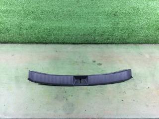 Накладка замка багажника Subaru Impreza 2008 контрактная Накладка замка багажника Subaru Impreza 2008
