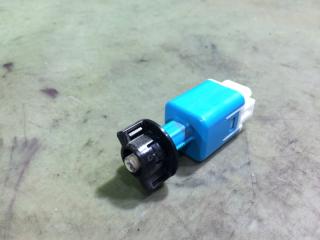 Датчик педали тормоза Toyota Passo 2016 контрактная Датчик педали тормоза Toyota Passo 2016