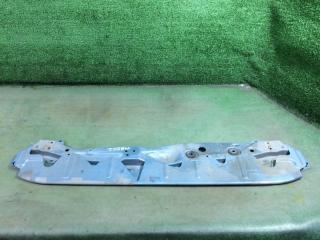 Планка радиатора Toyota Passo 2012