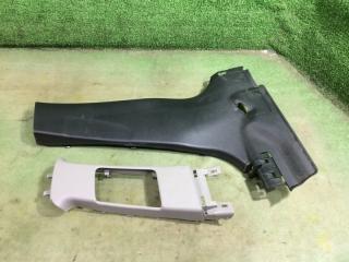 Накладка на стойку кузова правая Honda Civic 2009 контрактная Накладка на стойку кузова правая Honda Civic 2009