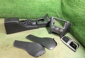 Консоль между сидений Subaru Impreza 2006