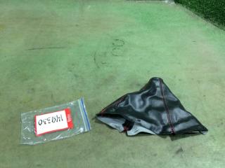 Кожух рычага КПП Subaru Impreza 2011 контрактная Кожух рычага КПП Subaru Impreza 2011