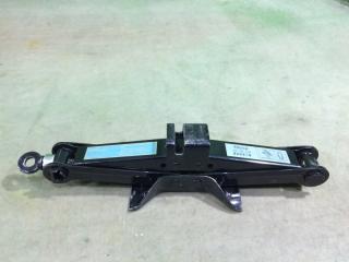 Домкрат Subaru Impreza XV 2010