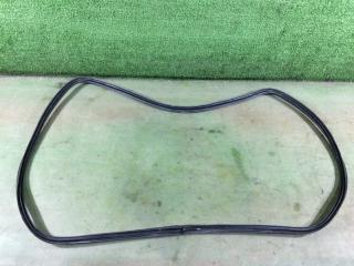 Уплотнительная резинка двери багажника Subaru Impreza XV 2010