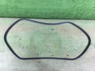 Уплотнительная резинка двери багажника Subaru Impreza 2006