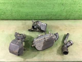 Корпус воздушного фильтра Subaru Impreza