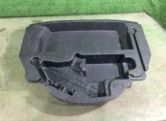 Пластиковая ниша запасного колеса Subaru Impreza 2014