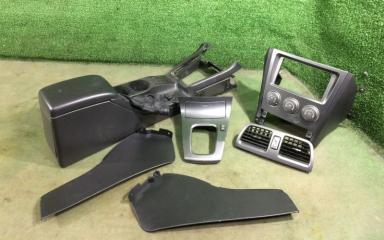 Консоль между сидений Subaru Impreza 2006 контрактная Консоль между сидений Subaru Impreza 2006
