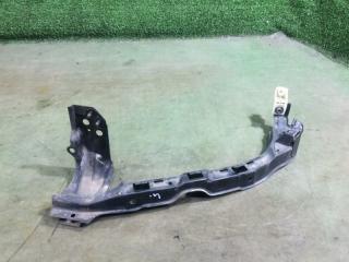 Крепление бампера переднее левое Subaru Impreza 2005