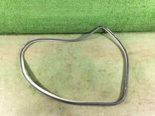 Уплотнительная резинка боковой двери задняя правая Honda Civic 2006