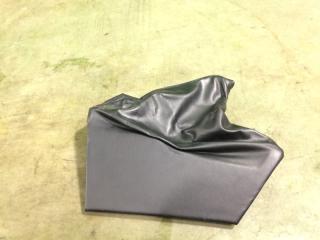 Запчасть кожух рычага стояночного тормоза Subaru Impreza 2010