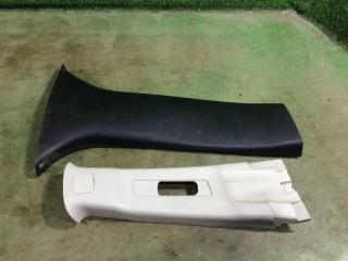 Запчасть накладка на стойку кузова правая Subaru Impreza 2008