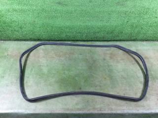 Уплотнительная резинка двери багажника Subaru Impreza 2008