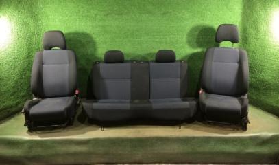 Сиденья комплект Subaru Impreza 2005