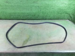 Уплотнительная резинка двери багажника Subaru Impreza 2005