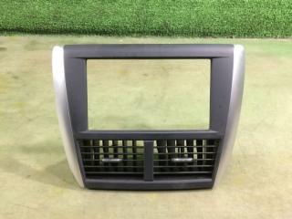 Консоль магнитофона Subaru Impreza 2010