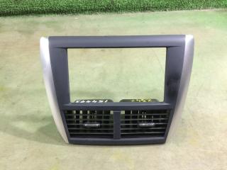 Консоль магнитофона Subaru Impreza 2011