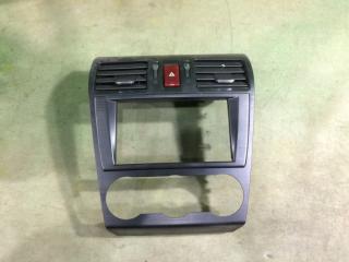 Консоль магнитофона Subaru XV 2014