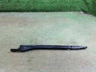 Планка радиатора Toyota Passo 2013