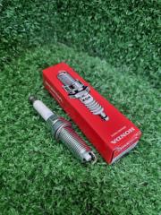 Свеча зажигания HONDA DILZKAR7C11S 12290-5R0-003 новая