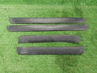 Накладки порогов салона Toyota Chaser 2000 контрактная Накладки порогов салона Toyota Chaser 2000