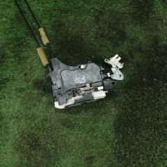 Замок боковой двери передний правый MITSUBISHI OUTLANDER 2006