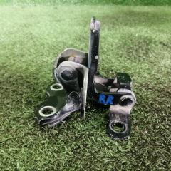 Петли двери задние правые TOYOTA CAMRY 2007