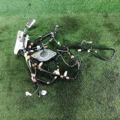 Проводка правого порога TOYOTA VEROSSA 2003