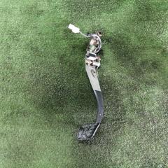 Педаль тормоза TOYOTA MARK II 2001