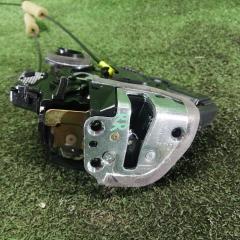 Замок боковой двери задний правый TOYOTA CAMRY 2005