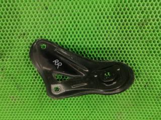 Крепление балки подвески заднее правое TOYOTA CAMRY 2004