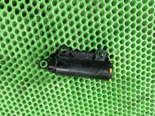 Демпфер бардачка TOYOTA CAMRY 2005