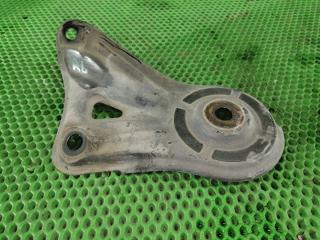 Крепление балки подвески заднее левое TOYOTA CAMRY 2005